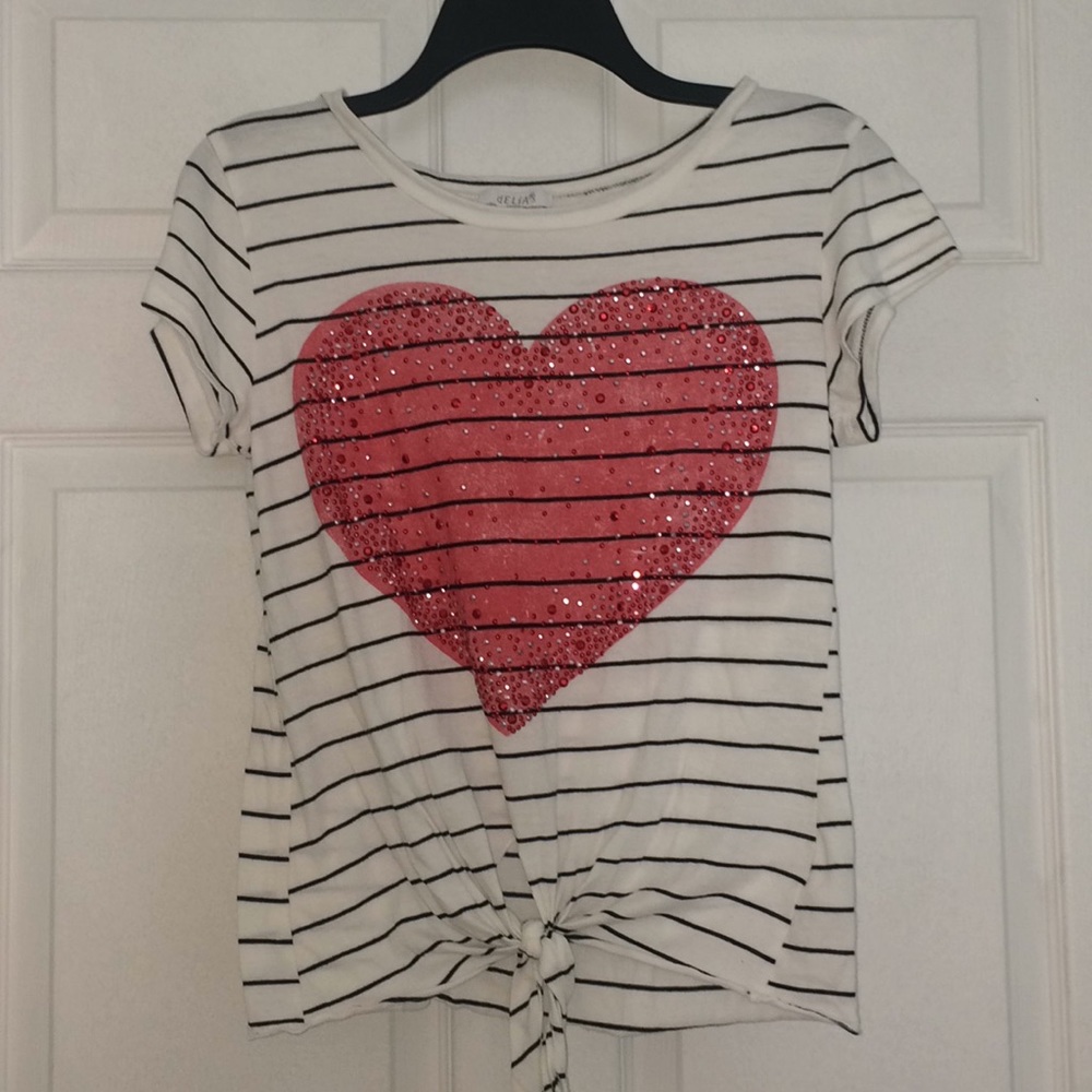 Juniors sparkling heart top